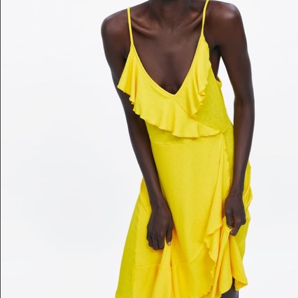 ⛔️SOLD⛔️ Zara Ruffle Dress - Picture 2 of 2